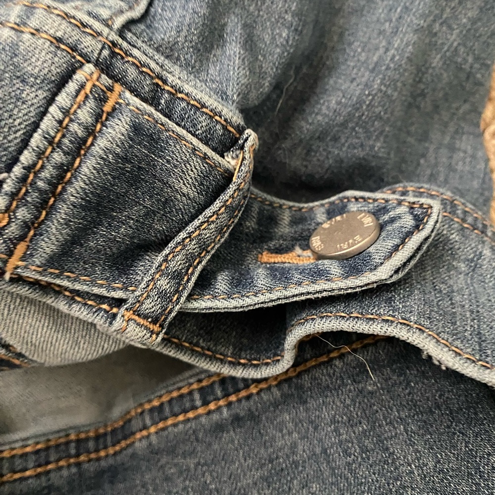 jean jacket - Picture 2 of 3
